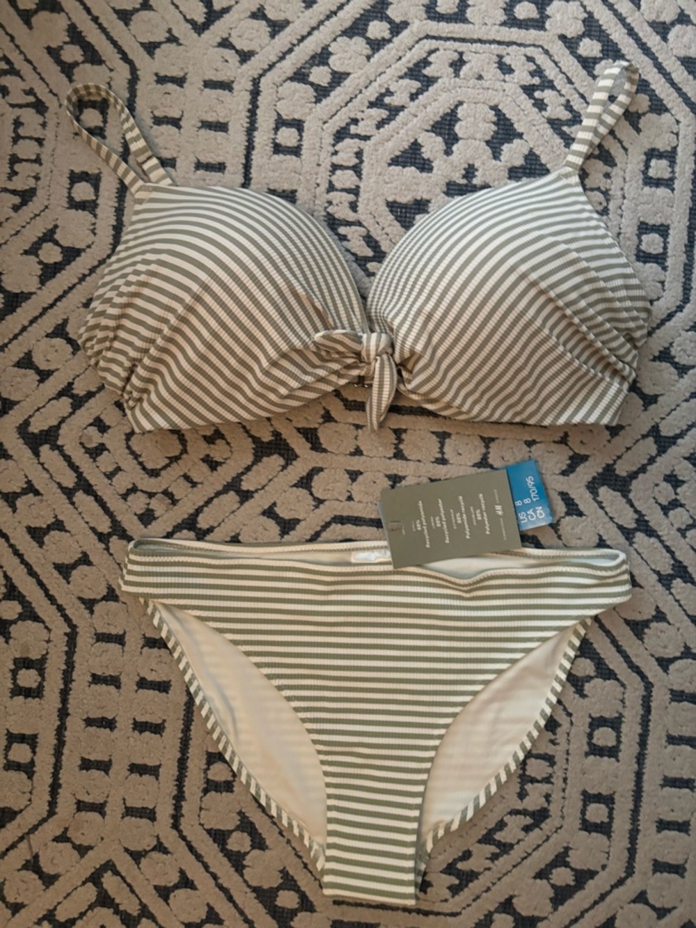 H&M balconette bikini Green Searsicker Striped